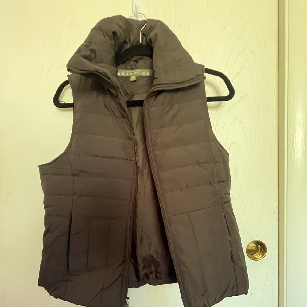 Kenneth Cole Reaction women’s vest